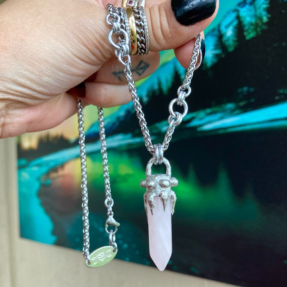 Natural Rose quartz crystal gemstone boho goth stone  charm necklace - Picture 2 of 14